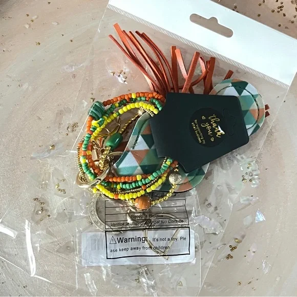 Geometric Bracelet Keychain - Picture 13 of 14